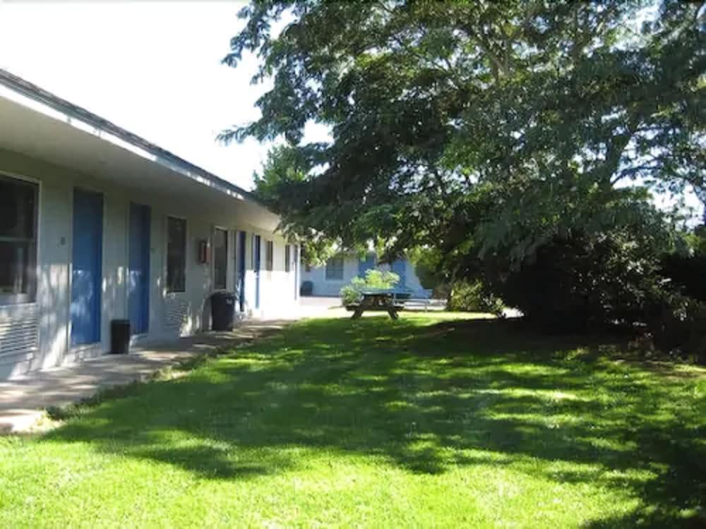 Captains Quarters Motel & Conference Center Eastham Eksteriør bilde